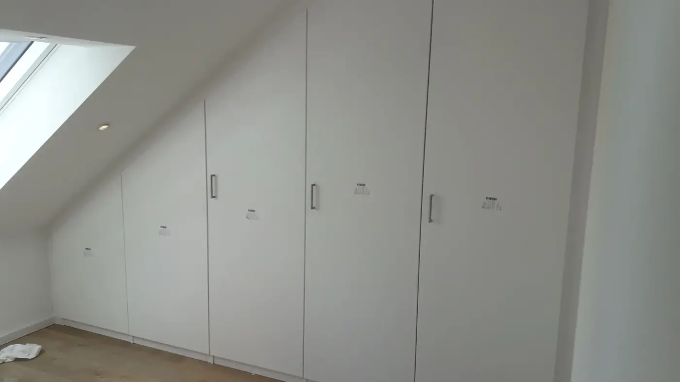 Maßgefertigter Einbauschrank von Miny Innenausbau